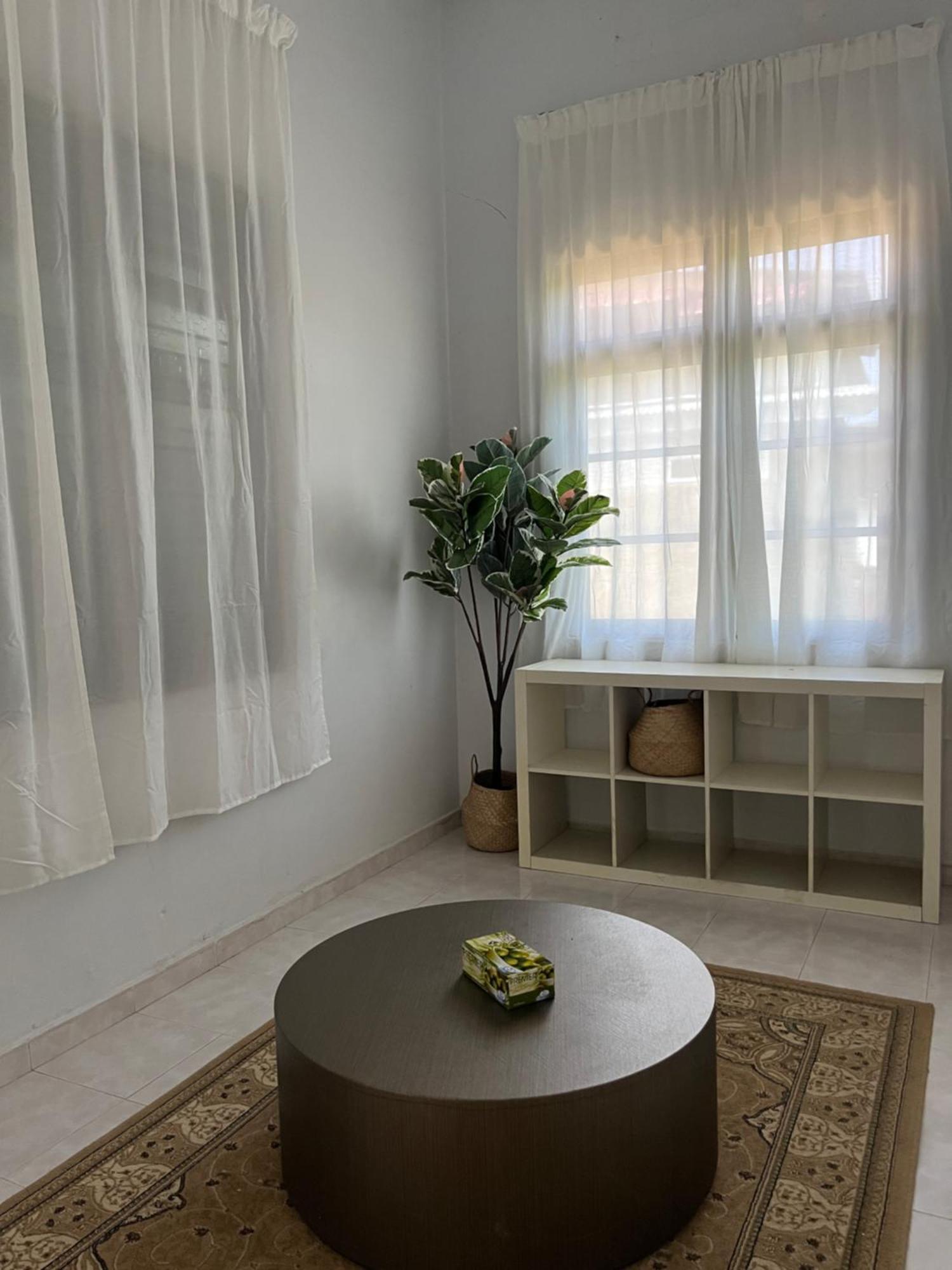 Home In Terengganu With Private Pool Kuala Terengganu Ngoại thất bức ảnh